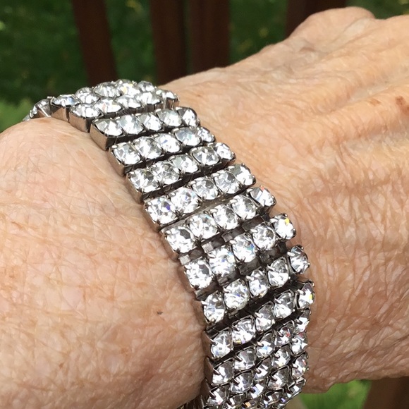 Vintage white metal bezel set diamond bracelet - Picture 9 of 11